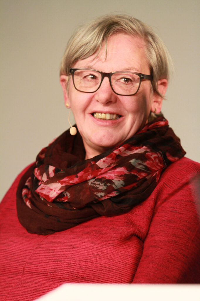 Auf dem Bild ist Christine Schurr abgebildet.